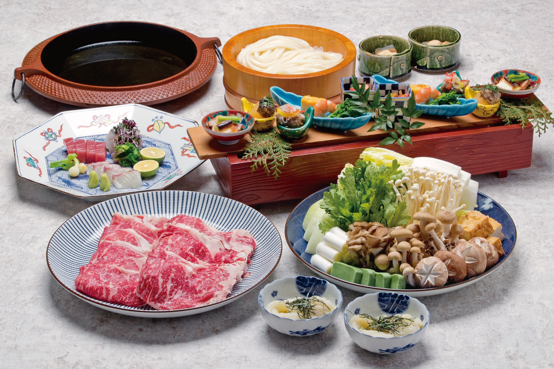 すき焼きのお鍋　一人前6,800円