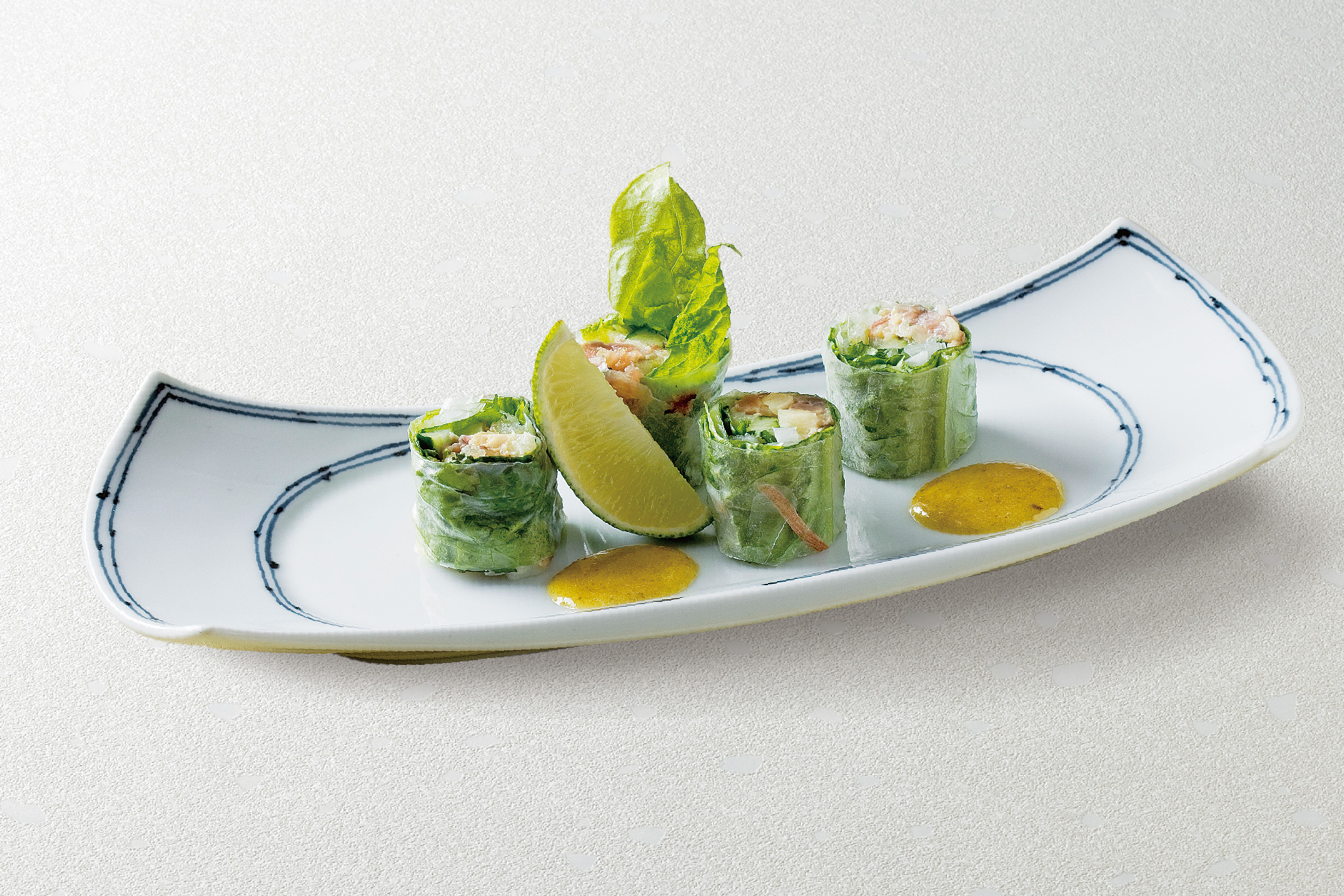 特製カレーソース 鰹の野菜たっぷり生春巻き		