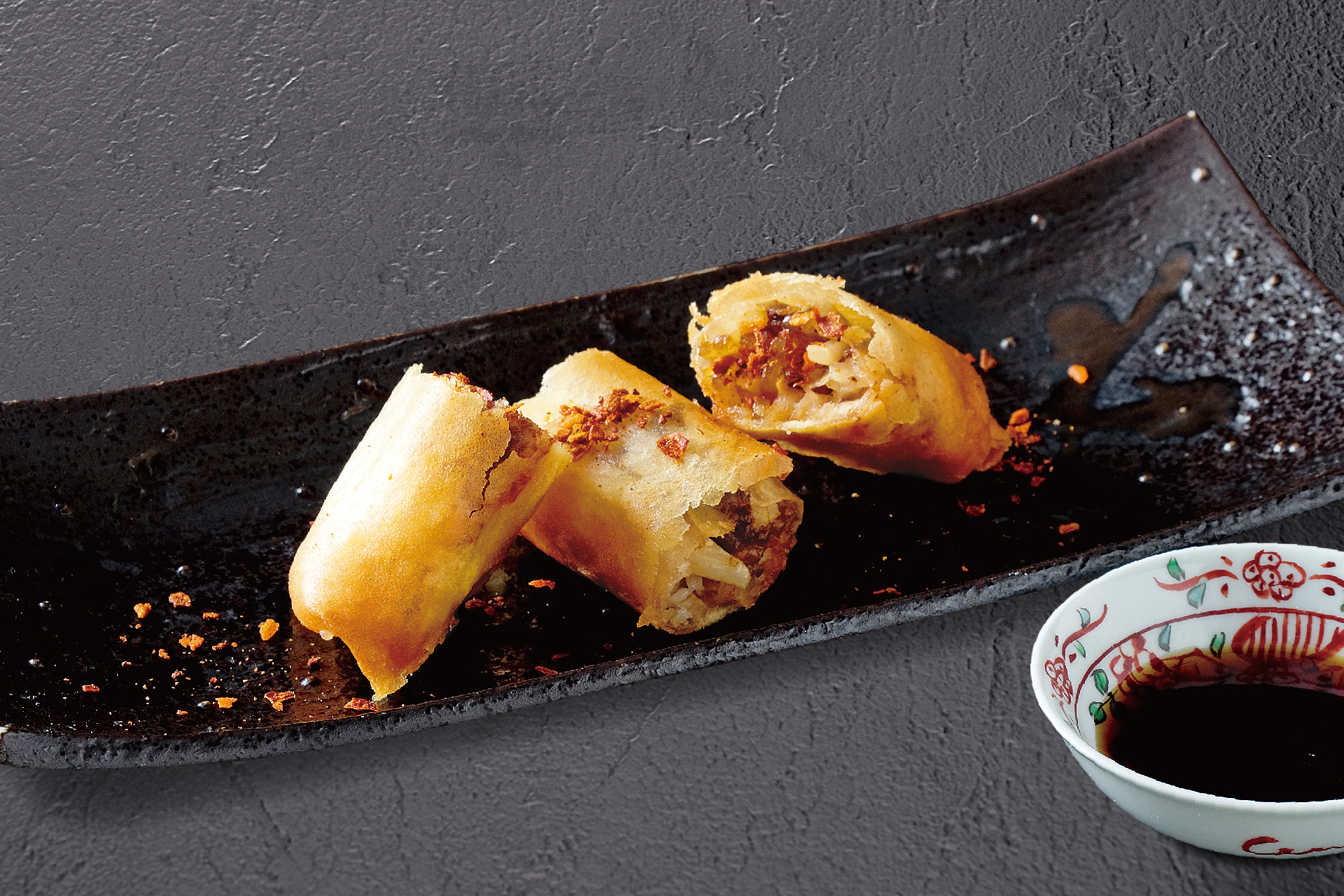 寒鰤のスパイシー春巻き