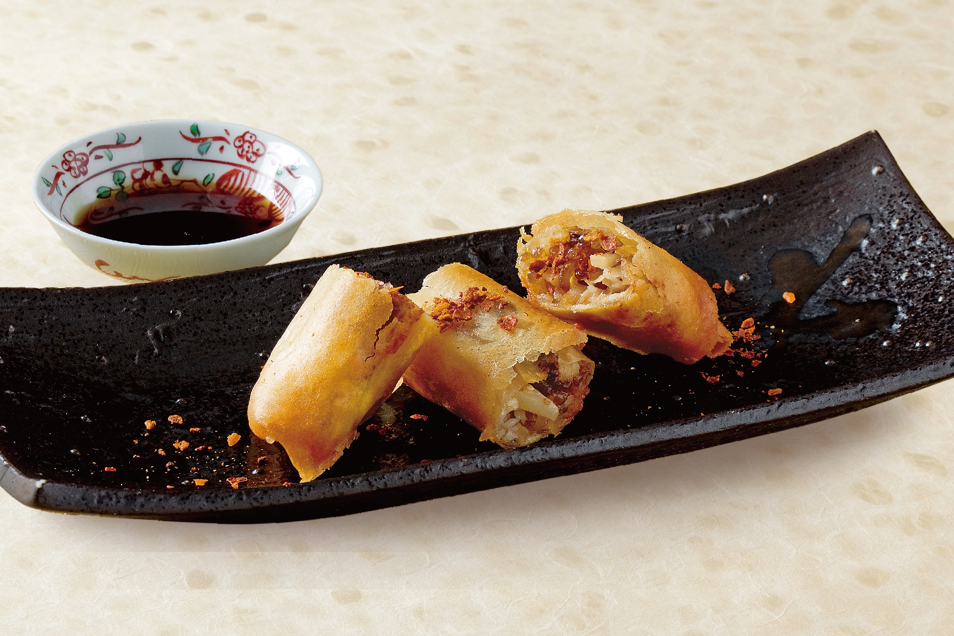 寒鰤のスパイシー春巻き