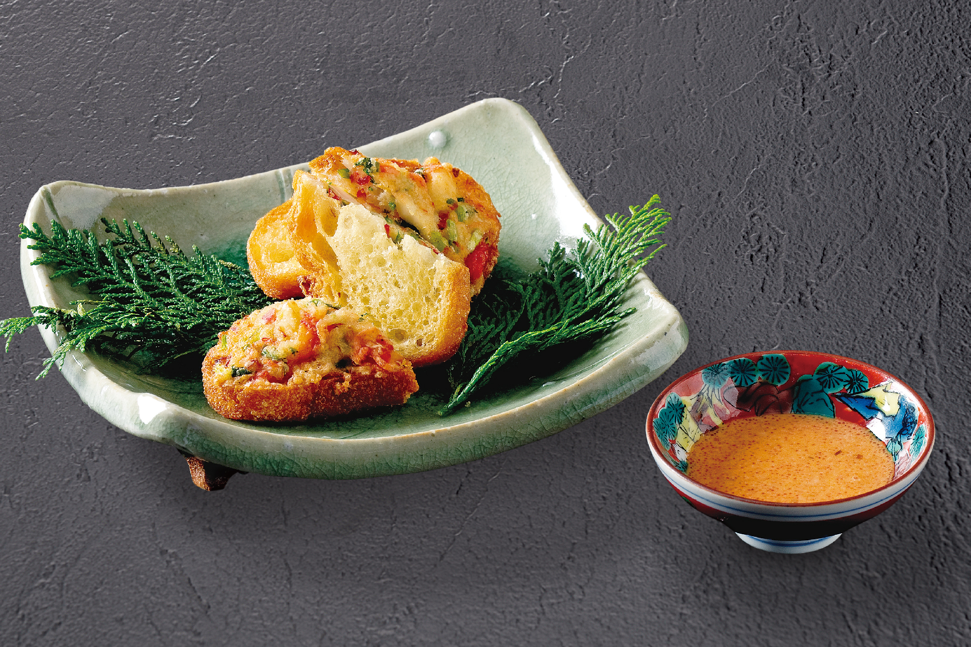 海老とパクチーのすり身揚げパン 明太子ディップ