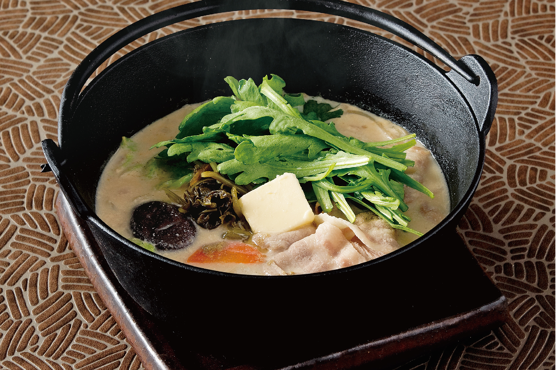 豆乳白湯のおうどん