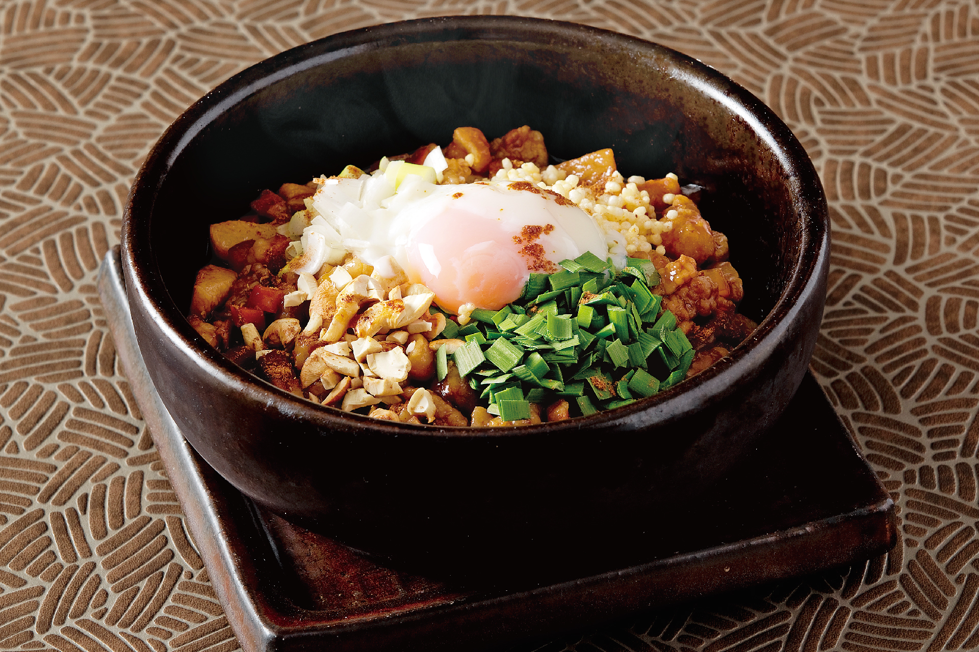 台湾風黒豚煮込みのおうどん