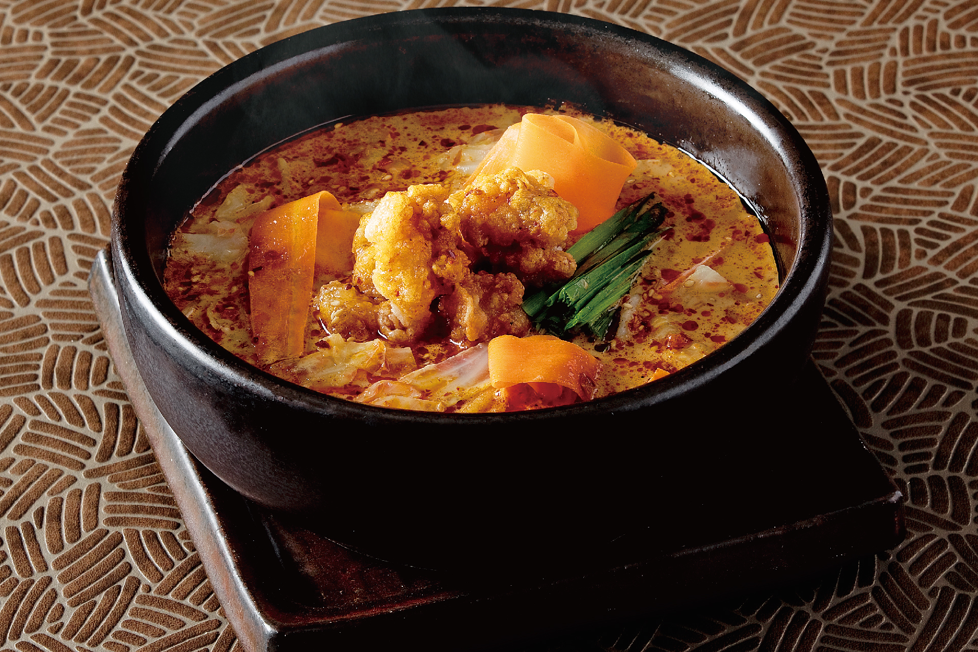 25冬_うどん_牛もつ唐揚げ 麻辣火鍋のおうどん