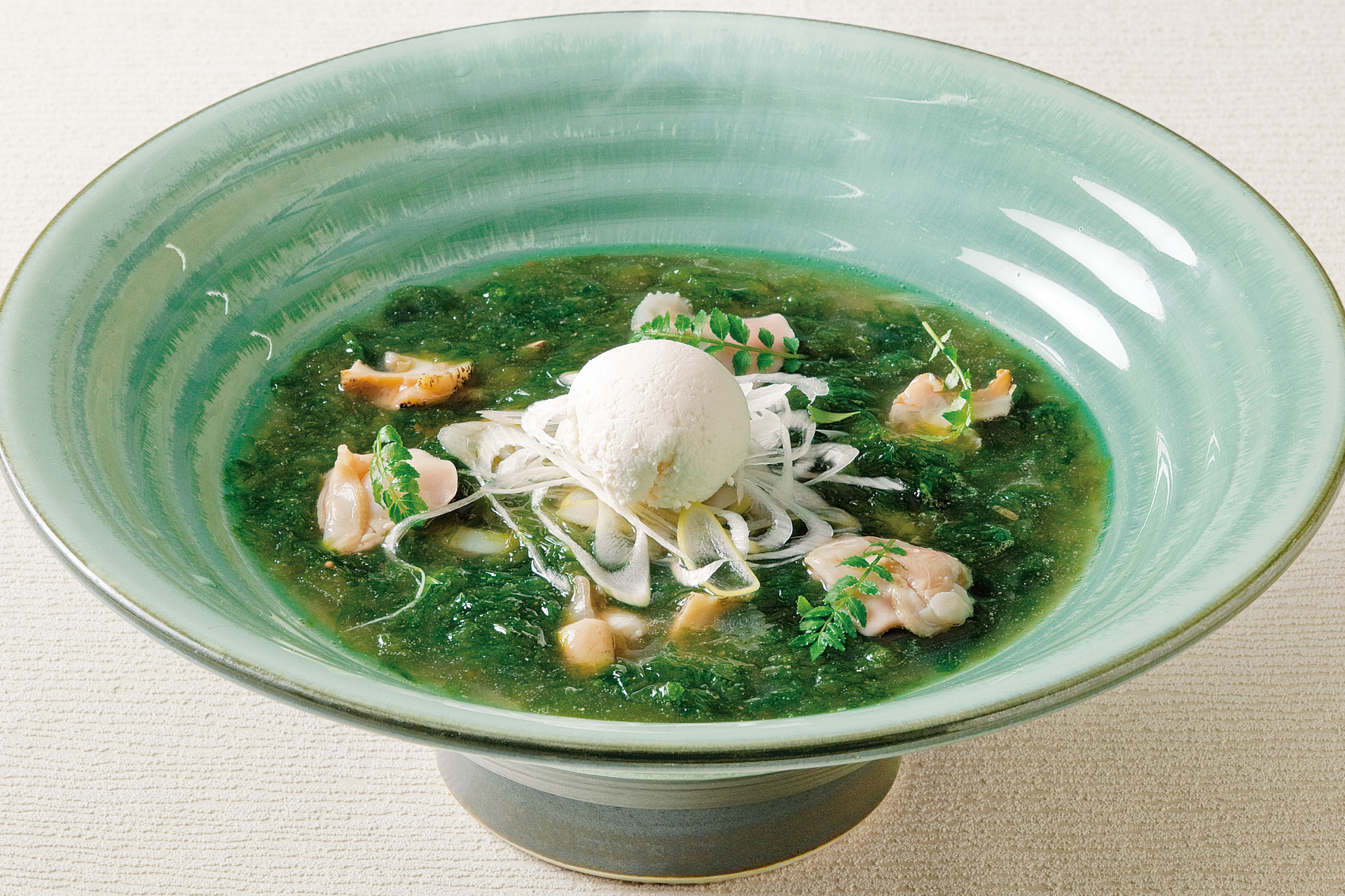 あおさ海苔と貝汁のおうどん