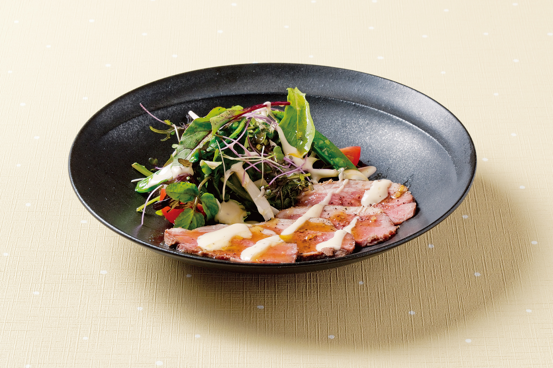 柔らかラムのローストサラダ