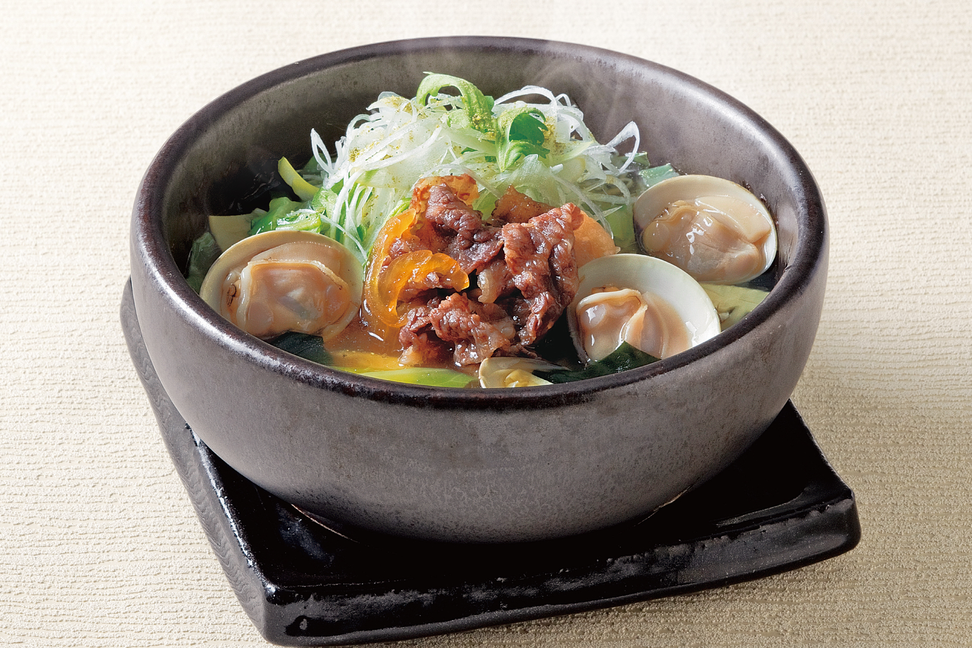 和牛と蛤 貝出汁のおうどん