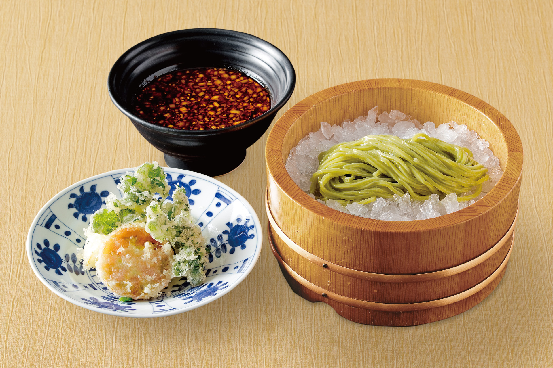 六銀羽_モリンガ麺のおうどん