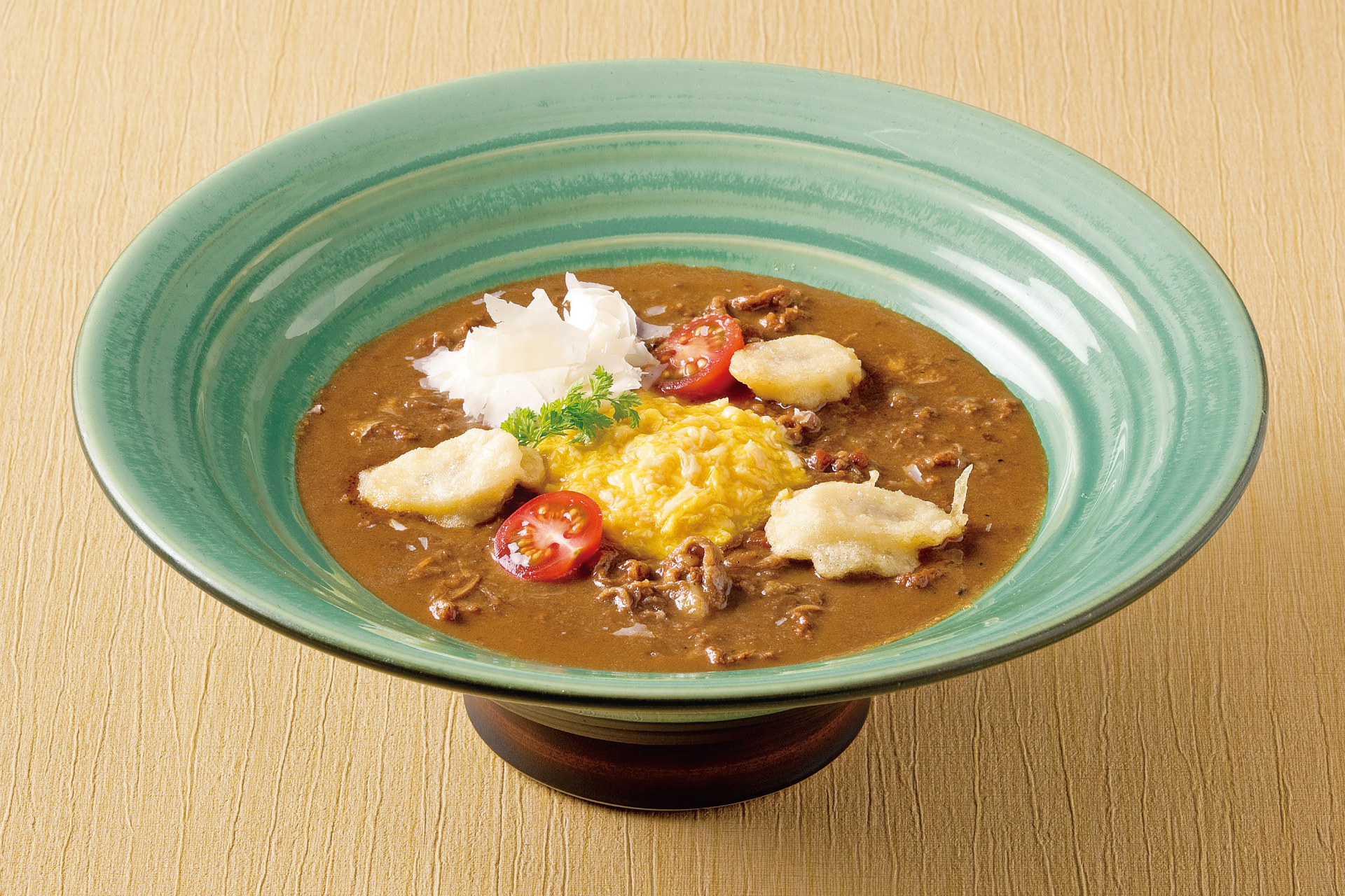 とろとろ玉子とチーズ ハッシュドビーフのおうどん