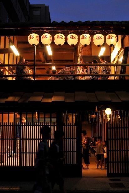 提灯の灯り